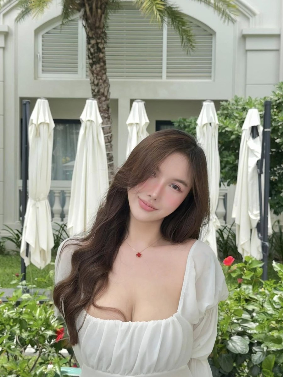 ThaoBui74713011's tweet photo. Ummmmmm.
.
.
.
.
#barrbie #kanyabunloed #น้องกัญญา #แจกวาร์ปเด็ด https://t.co/LaTUURoDmC
