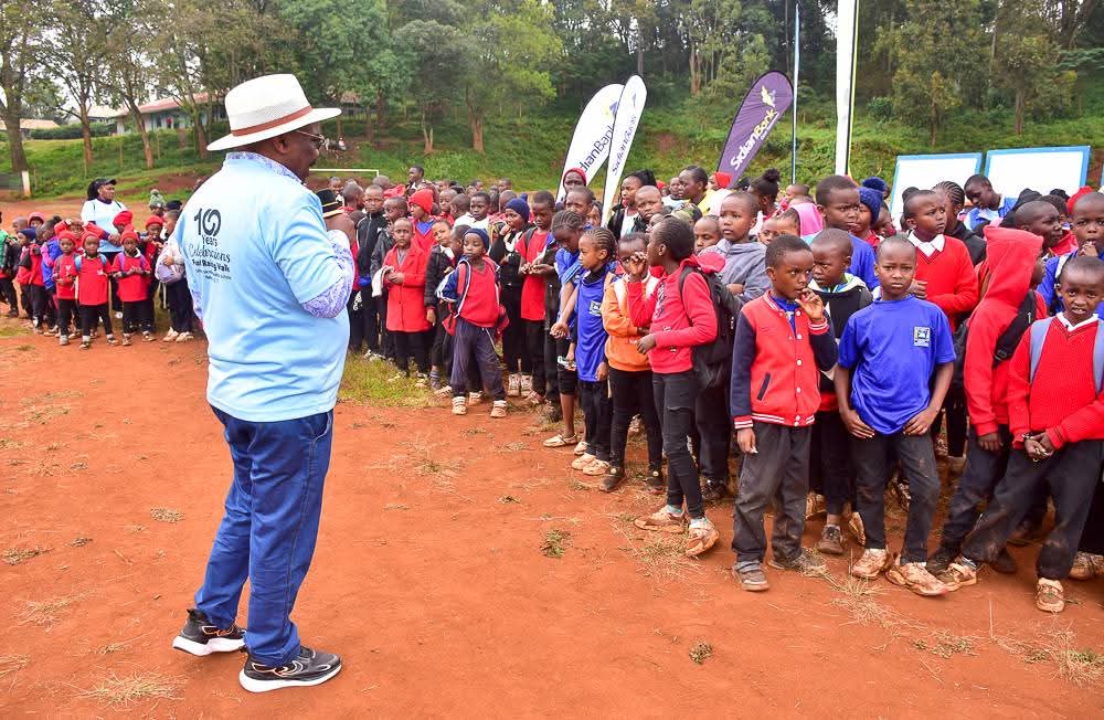 I joined the Muhito Primary School fraternity in Mukurwe-ini Sub County for a walk to celebrate the school's 100th anniversary, bringing together students, teachers, local leaders parents, and community members.