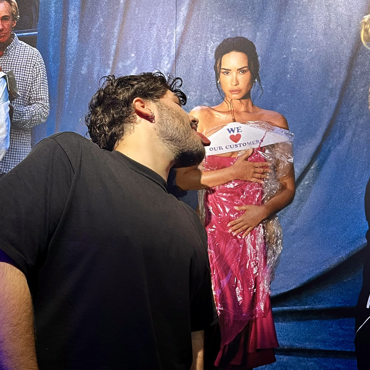 Gabriele tweet media