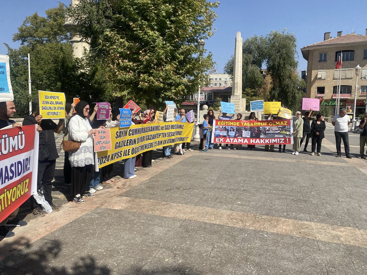 2024 KPSS’liler 25 bin ek atama için Gaziantep’te basın açıklaması yaptı. #2024ekatama