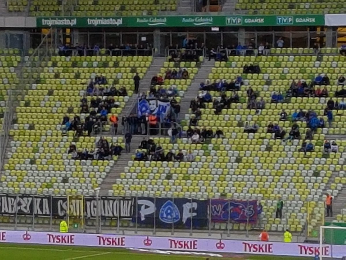 operator_taczki's tweet photo. Ruch Chorzów i WSH w Gdańsku 
24.09.2016 Lechia Gdańsk - Ruch Chorzów 
#LechiaTwitter #WislaTwitter https://t.co/xrVqgdmO6l