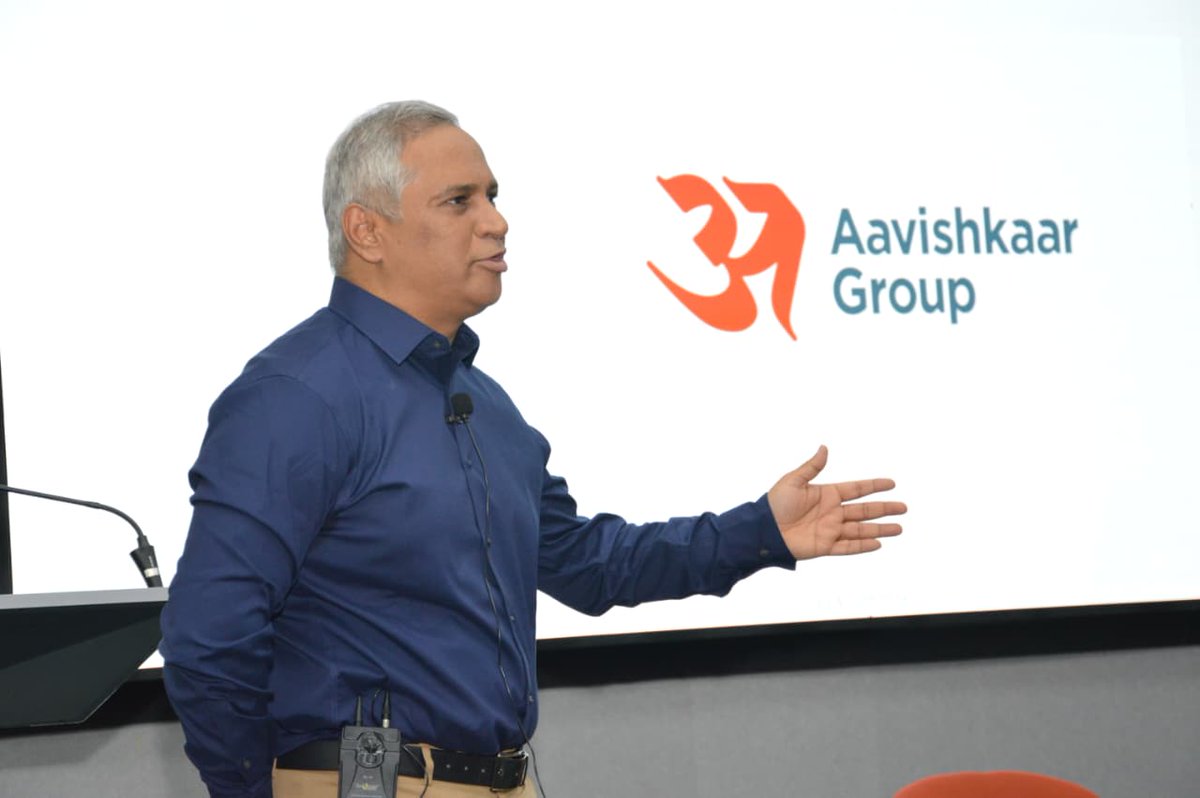 IIfmBhopal's tweet image. Indian Institute of Forest Management, Bhopal, through its Institute–Industry Interface Lecture Series, hosted Shri Vineet Rai, Founder and Chairman of Aavishkaar Group, for an inspiring session on entrepreneurship.
#IIFM #InstituteIndustryInterface #AavishkaarGroup