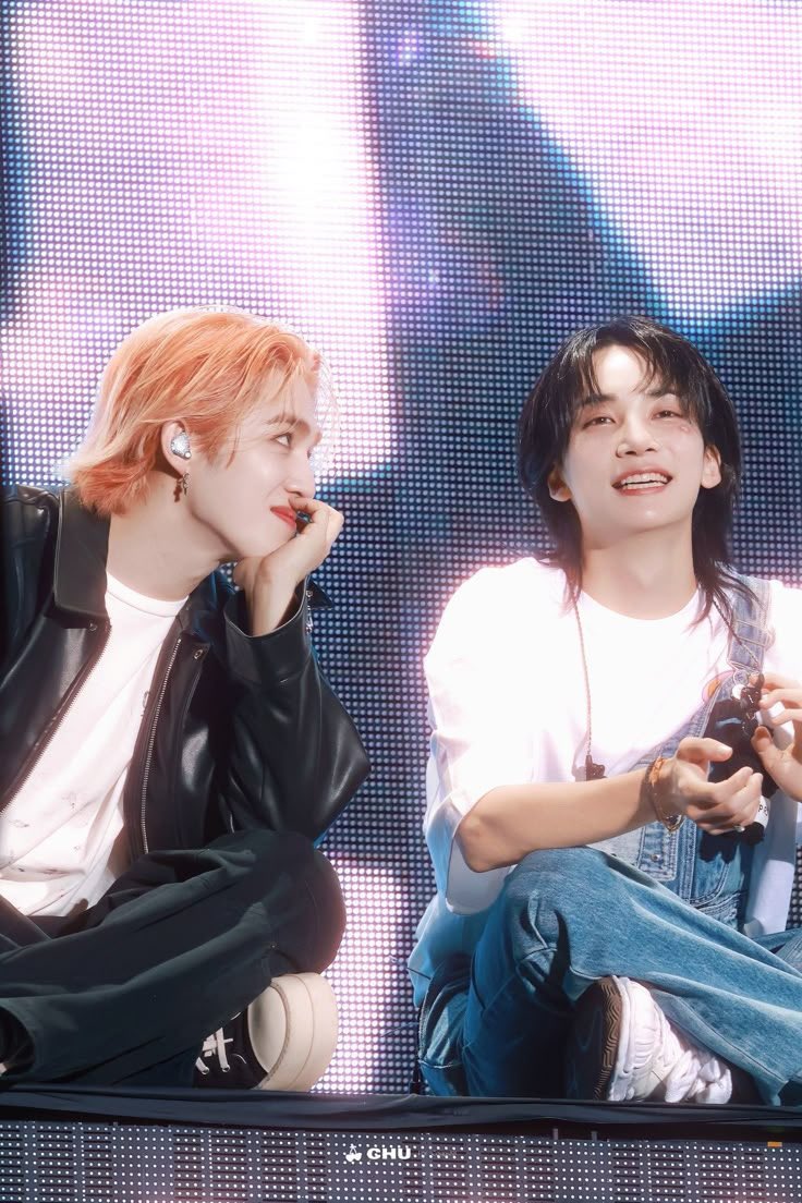 #우연이아닌_영원을_정한이에게
#OurBetterhalfJEONGHAN
#Happy_JEONGHAN_Day

늦은 생일축하!

우리 셉틴 둘째세븐틴의 엄마 정하니 생일 축하해 
전역하고 보자 우리 사랑해