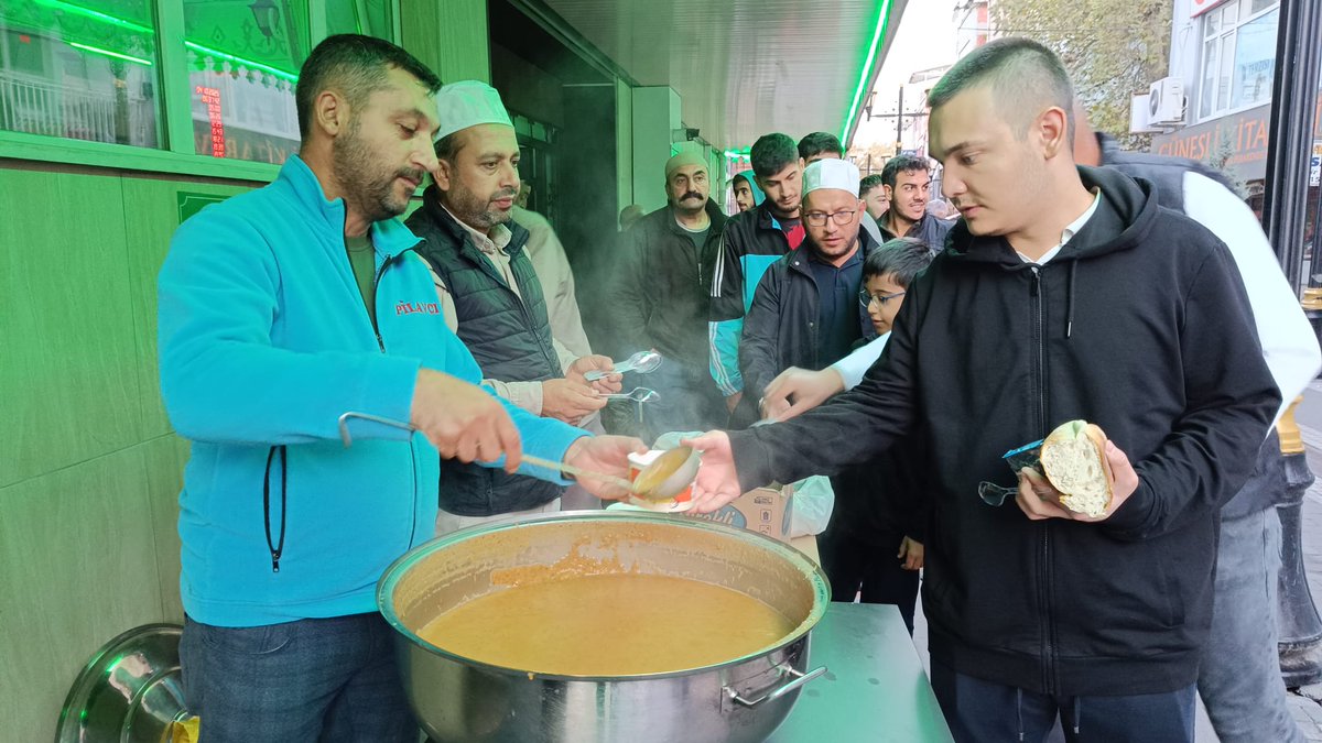 ErbaaMuftulugu's tweet photo. Sabah Namazı Buluşması Düzenlendi
Camiler ve Din Görevlileri Haftası Etkinlikleri Kapsamında İlçe Müftülüğü Gençlik Koordinatörlüğü tarafından sabah namazı buluşması programı gerçekleştirildi. https://t.co/3xFmHiU93y