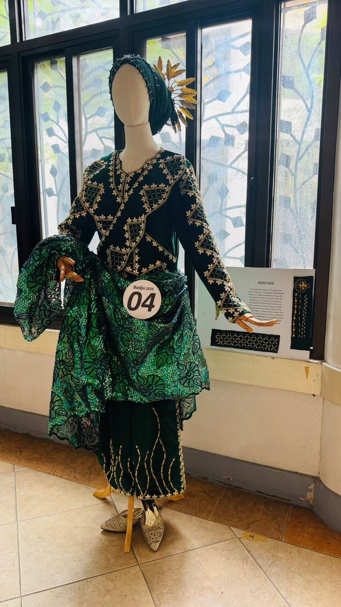 they also had a badju fashion contest this year!!! everything is just so slay