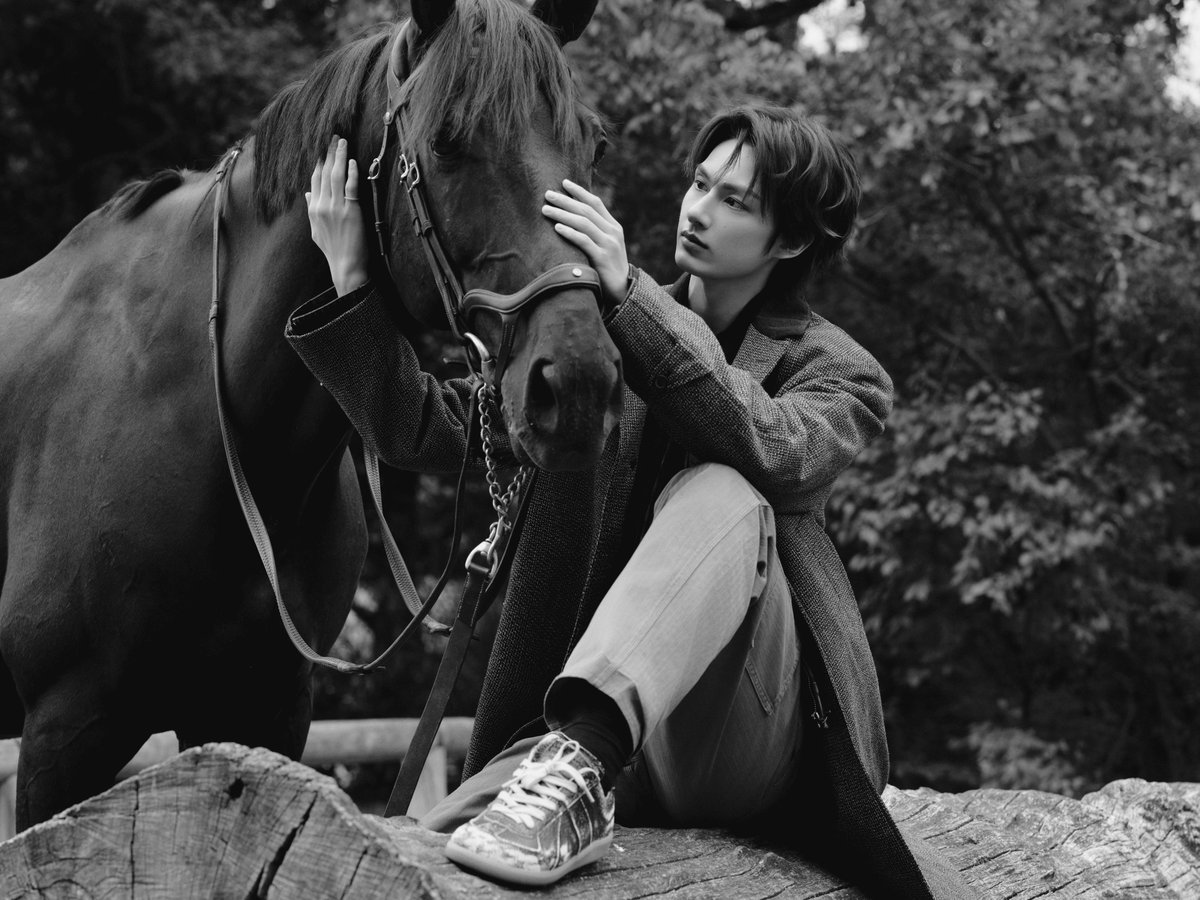 JUN FOR MAISON MARGIELA
#JUNxMaisonMargiela
#MaisonMargielaSS26
#ParisFashionWeek
<a href="/pledis_17/">세븐틴(SEVENTEEN)</a> <a href="/Margiela/">Maison Margiela</a>