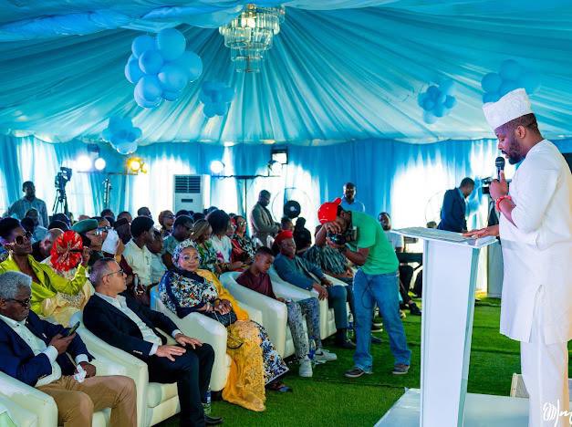 followlasg's tweet photo. SANWO-OLU CELEBRATES GUINNESS WORLD RECORD ARTIST AT “IMPOSSIBILITY'S  A MYTH” EXHIBITION

Lagos State Governor, Mr. Babajide Olusola Sanwo-Olu, has celebrated the exceptional achievement of 15-year-old Nigerian artist, Kanyeyachukwu Tagbo-Okeke, whose Guinness World Record-breaking artwork, “Impossibility is a Myth,” was unveiled on Thursday, October 2, 2025, at Marina, Eko Atlantic City, Lagos.

Speaking through his Special Adviser on Tourism, Arts and Culture, Mr. Idris Aregbe, the Governor described the exhibition as a landmark event that highlights the boundless creativity and resilience of Nigerian youth. He commended Kanyeyachukwu, a non-verbal teenager on the autism spectrum, for using art as a powerful medium of self-expression, courage, and impact.

“At just 15, Kanyeyachukwu has accomplished what many would deem impossible. His record-breaking canvas, now recognised globally as the largest in the world created by an individual, is not only a personal triumph but also a powerful reminder that impossibility is truly a myth,” Sanwo-Olu said.

The Governor noted that the infinity symbol at the centre of the painting is a profound call for inclusion, acceptance and hope for persons living with autism, urging society to create more opportunities for every young person, regardless of their circumstances.

Sanwo-Olu stressed that Lagos State remains committed to supporting young people, whom he described as “the heartbeat of innovation and the stewards of our future”. He emphasised that the government will continue to invest in platforms that nurture youth talent, creativity and global competitiveness.

“On behalf of the Government and people of Lagos State, I congratulate Kanyeyachukwu for showcasing the Nigerian spirit of resilience and excellence on a global stage. You have inspired your peers and reminded us all that impossibility is indeed just a myth,” he added.

@jidesanwoolu @drobafemihamzat @IdrisConnecting @gbenga_omo @gboyegaakosile @BarrBimbola @Mr_JAGs @Riddwane
#AGreaterLagosRising 
#LASG