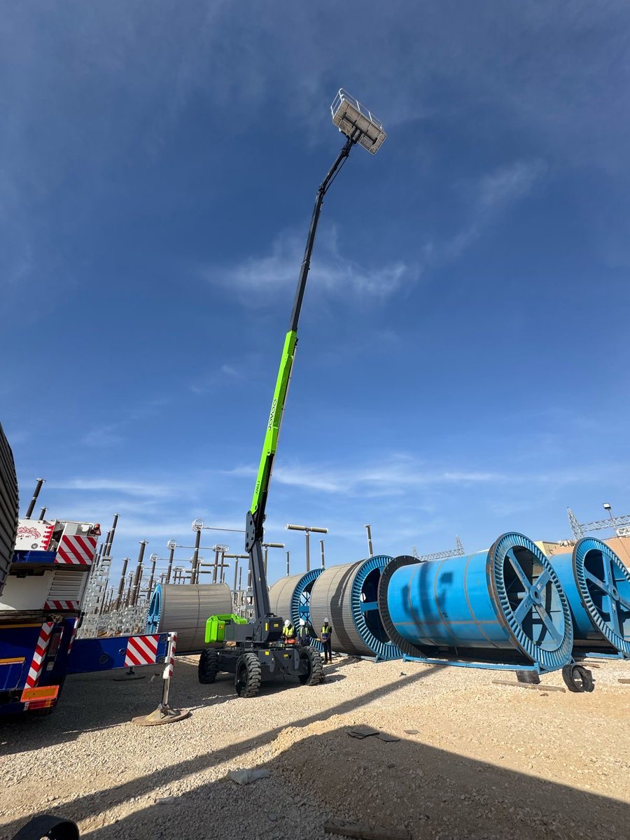 RicJamie2222's tweet image. The backbone of modern construction. JOVOO lifts are tackling complex high-rise and infrastructure projects globally. What&apos;s the biggest challenge on your site this week? We have a machine for it. #ConstructionLife #HeavyEquipment #SiteSolution  jovoolift.com