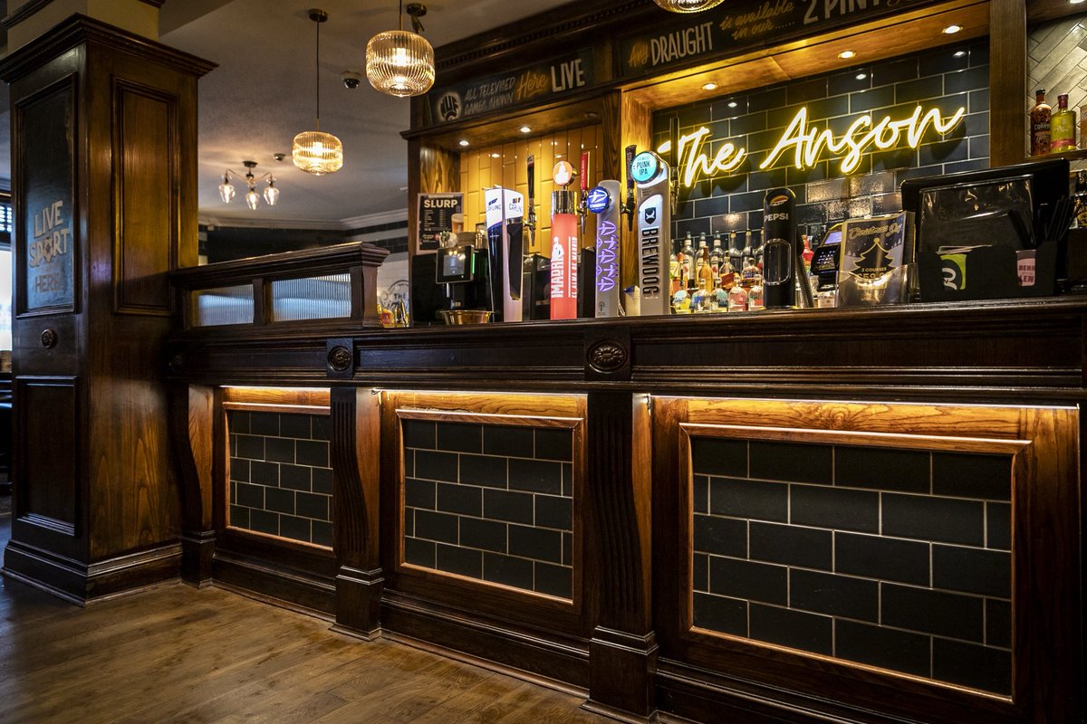PDSDesignBuild's tweet image. The Anson in Wallsend has reopened following a four-week internal and external refurbishment.

With careful planning and close collaboration between M&amp;amp;B, Michelle Glasier, and Emma Hardaker from Nanu Group, the project was successfully delivered to a high standard.