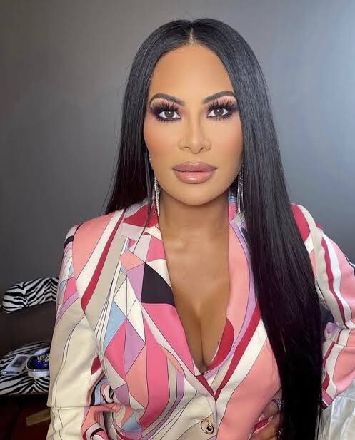 PandaRicky's tweet image. 6 years for Jen Shah and Diddy only 4!?!
WTF?!?!
#RHOSLC