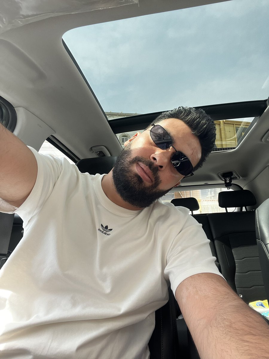 AshrafKefah's tweet photo. I am not half, I do not wait for anyone to complete me, I am satisfied with myself, and if someone comes, he is just a star seeing my sky, and if he leaves, how beautiful the sky is when it is clear 👌 https://t.co/itwdoSvBqn