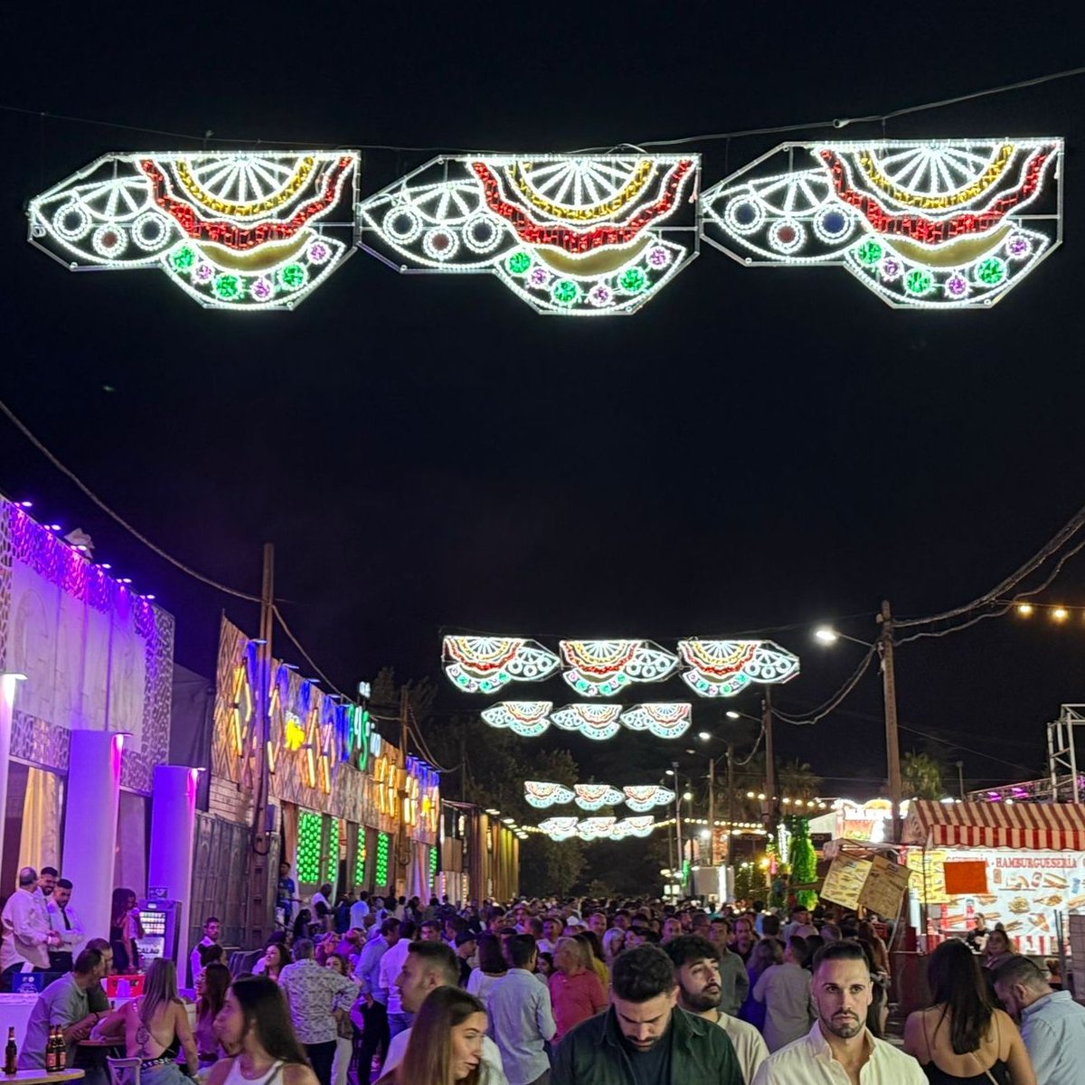 isedex's tweet photo. Un año más, llevamos luz y alegría a la Feria Internacional Ganadera de Zafra. https://t.co/XmbJbZIqDE