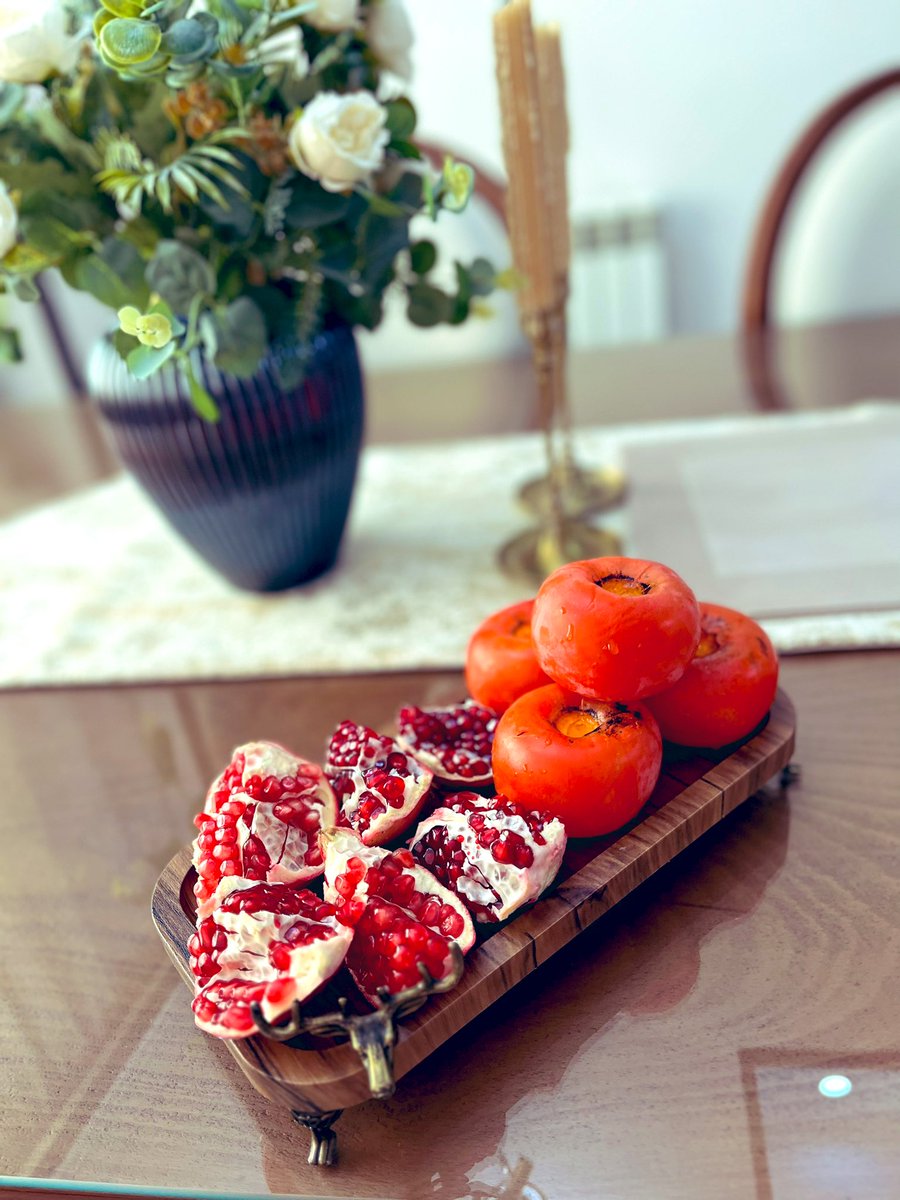 نوبر کنیم و آرزوهای خوب کنیم🧡