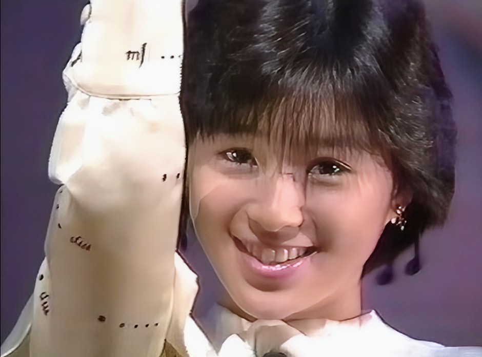KXV396ElYRrIIee's tweet image. 夢冒険で酒井法子さんのものまねをしました。やはりのりピーは楊貴妃の生まれ変わりです。切れ長一重のアイドルでここまで美人なのはのりピーだけですよ。歌声とともにアイドルの理想郷のりピー😌💖
#酒井法子
#夢冒険
#ものまね

ここをクリック↓
dropbox.com/scl/fi/ipqvpsy…
