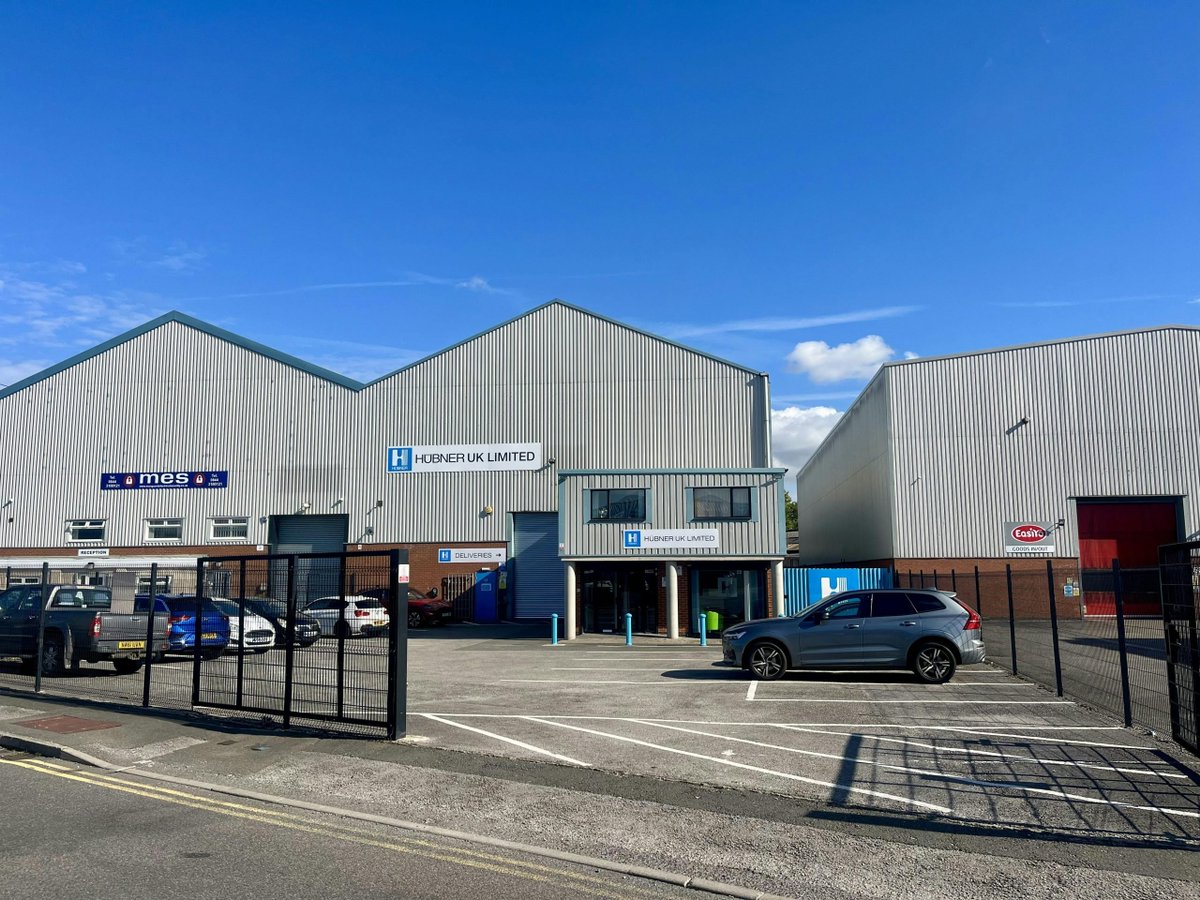 #ForSale -  Freehold Industrial Investment in Derby close to the  A52 / A38

📍Unit 2, The Parker Centre, Mansfield Road, Derby, DE21 4SZ 

Marketing details: smcbrownillvickers.com/properties/332…

#Derby #Industrial #Freehold #Investment