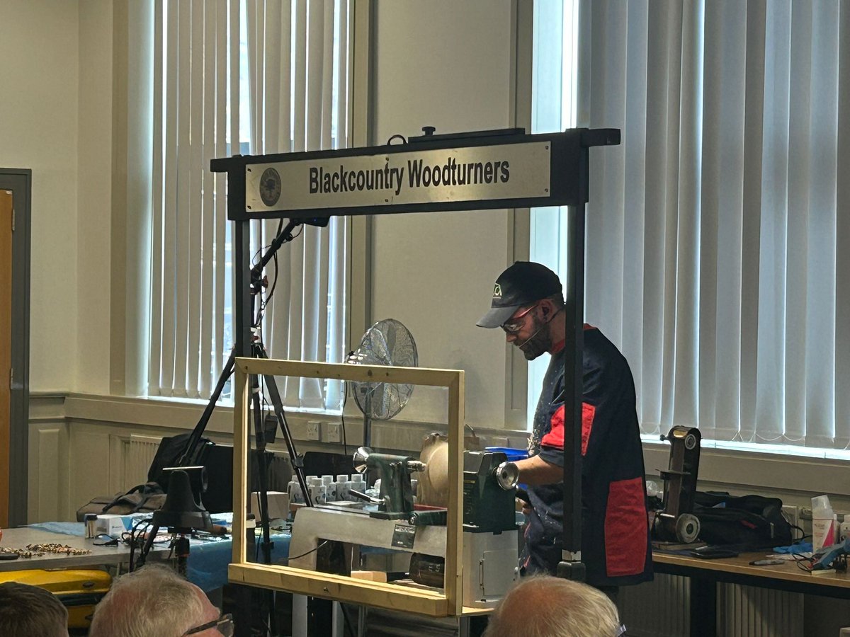 ConnectedDudley's tweet photo. Dudley College today!  Fantastic skill shown https://t.co/zKVa2TOBvN