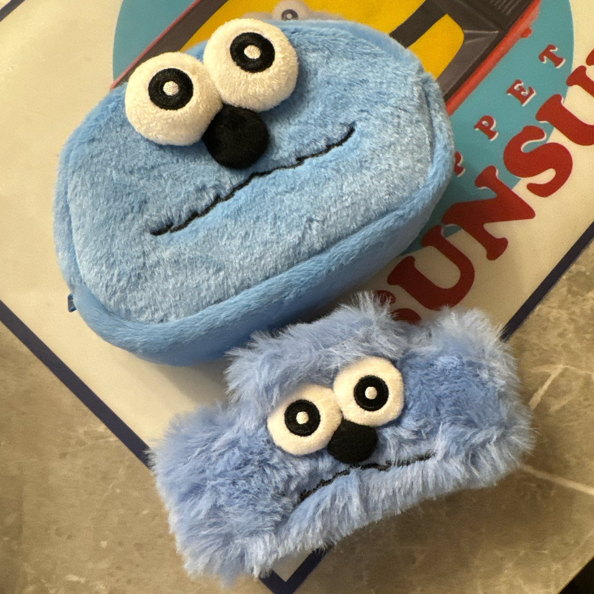 スンスン
流行りすぎて
えーって思ってたけど
グッズ欲しくなるのは
多分まだ全然好き😍💙