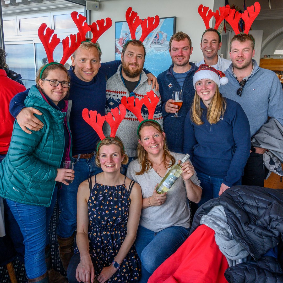 🎄✨ Celebrate Christmas With Us! ✨🎄Whether it’s the staff Christmas party, a gathering with your boat crew, or a family get-together – we’ve got you covered! 📅 Book early ow.ly/CBqC50X63HO!