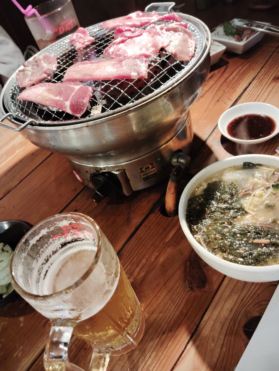 JS_chartier's tweet image. ドンッ！

#焼き肉
#飯テロ