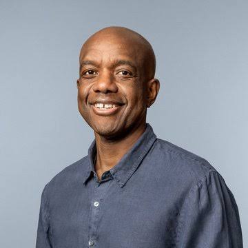 daddyhope's tweet image. This is a tale of four Zimbabwean men. Dr James Manyika is a Senior Vice President at Google, the global technology company owned by Alphabet, which also owns YouTube and several other major platforms. He is in charge of overseeing technology and society initiatives. 

Emmerson…