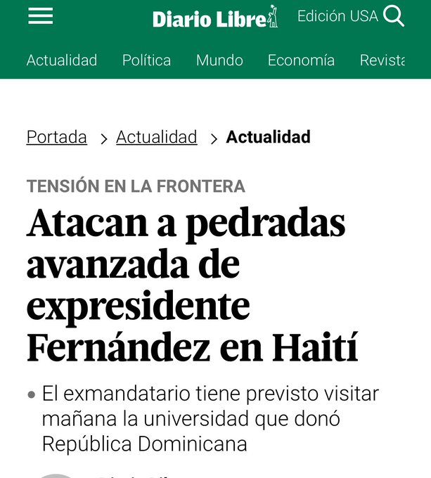 patobonato's tweet photo. Un presidente dominicano construyó una universidad en Haití y en su visita a Haití lo recibieron con tiros y piedras!

Quemaron banderas dominicanas y cambiaron el nombre de la universidad. https://t.co/2q4uP0gKre