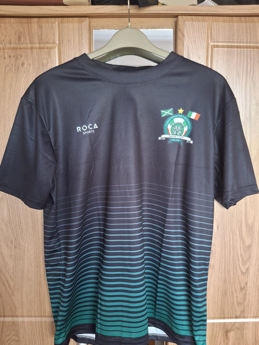 🍀 Introducing our new range of Merch, thanks to our friends at Roca Sports Ireland.

Prices are as follows (excl. delivery):
Hoodie - €30
Tracksuit Bottoms - €27
Polo Shirt - €22
T-Shirt - €18

To place an order DM us on any of our socials'. 

HH 🍀