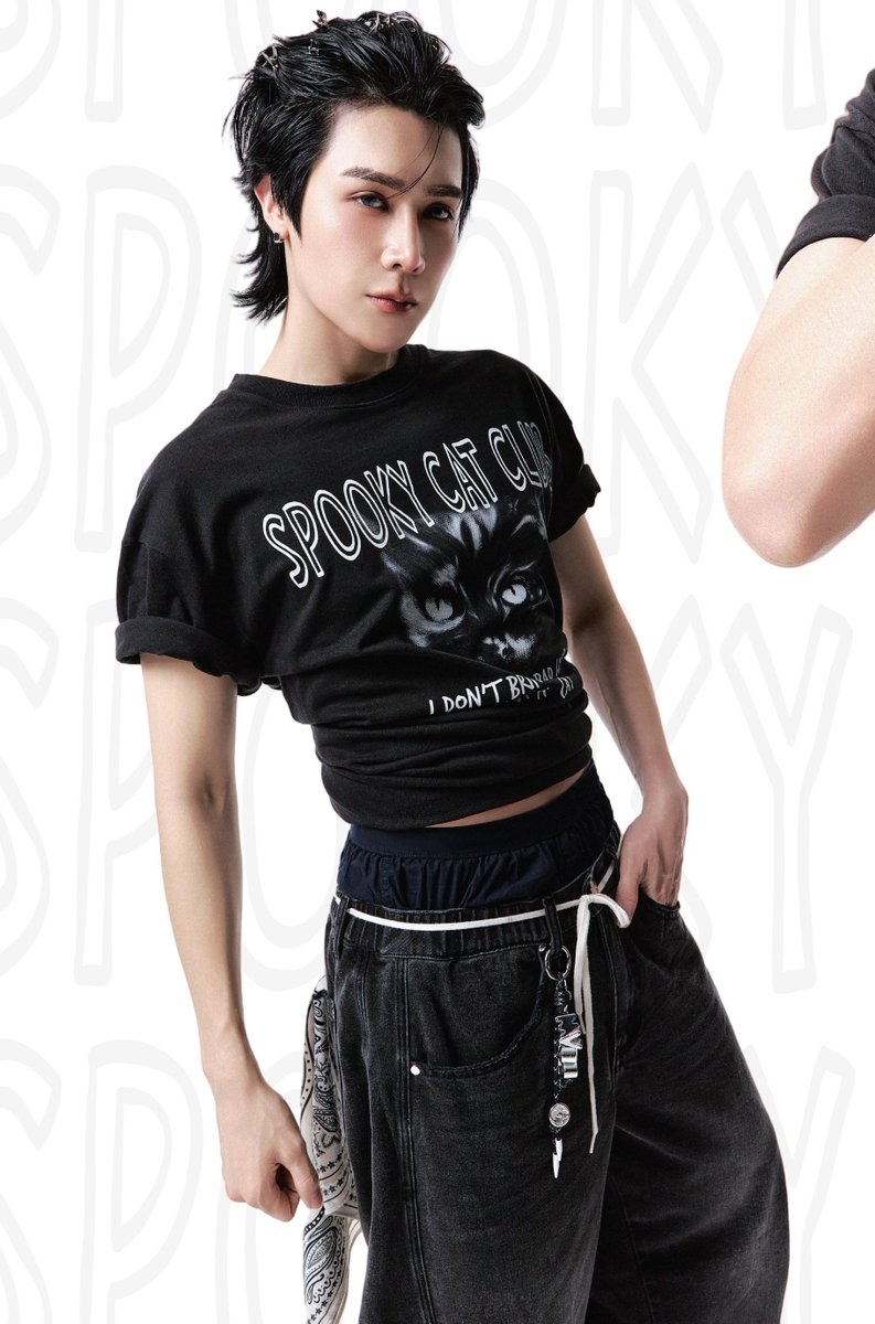 slicked back hair, rolled up sleeves, slit eyebrow, snatched waist, boxer seen 

bye bye world 🏃‍♀️💨