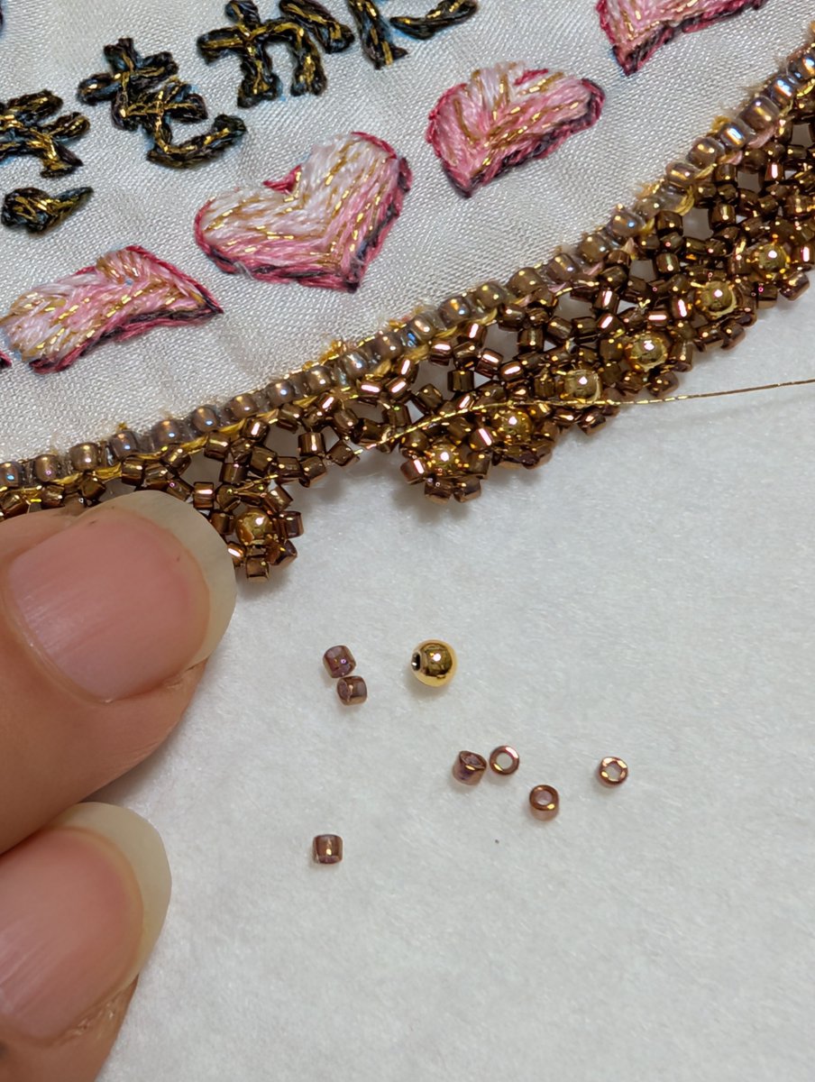 残り1ヶ所👍✨

#刺繍
#ししゅう 
#ハンドメイド
#ハンドメイド好きさんと繋がりたい