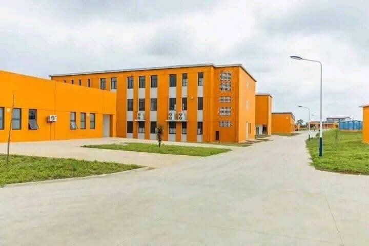 KassimDoumbia13's tweet photo. - Réfrigération et Conditionnement de l'air.
L'établissement est doté d'un internat pouvant accueillir 400 apprenants.
Félicitations aux Gouvernement de Côte d'Ivoire
#ONCONTINUEAVECADO #ADO2025 #Victoire2025 #RHDP https://t.co/roi4hoNoNF