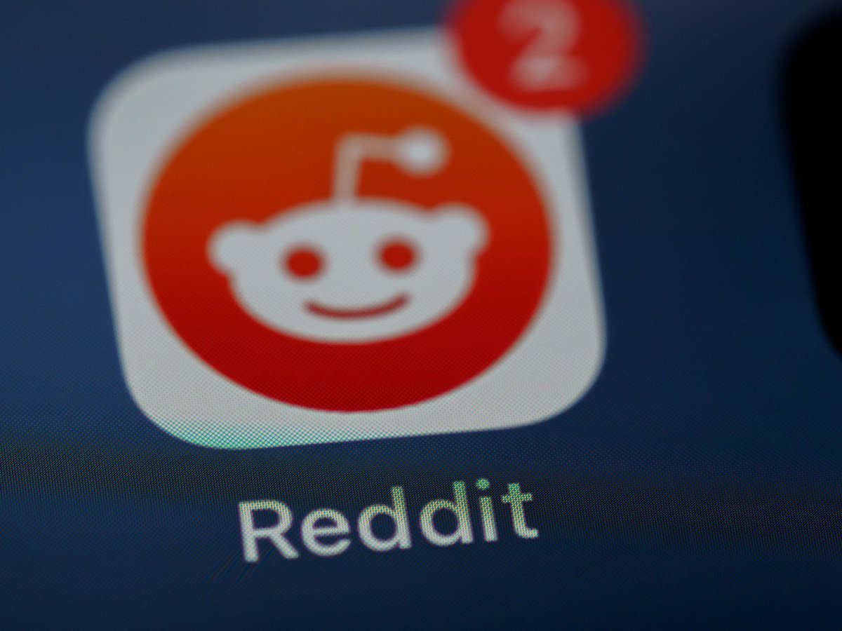 andresvilarino's tweet image. #ChatGPT reportedly reduces reliance on @Reddit as a #dataSource 

buff.ly/rdsGDsM
