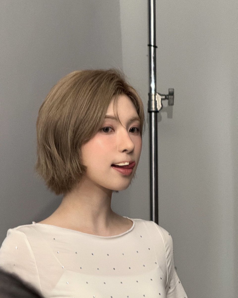 jinsolbbl's tweet photo. 251004 🐥💭 https://t.co/XywFZxus25