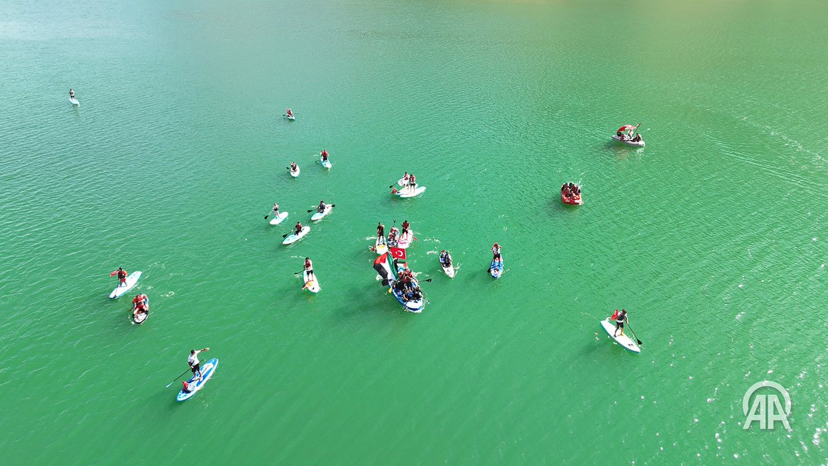 🇹🇷🇵🇸 Siirt'te Küresel Sumud Filosu'na destek amacıyla Botan Çayı'na açıldılar

Küresel Sumud Filosu ve Gazze'ye destekler sürüyor v.aa.com.tr/3707357