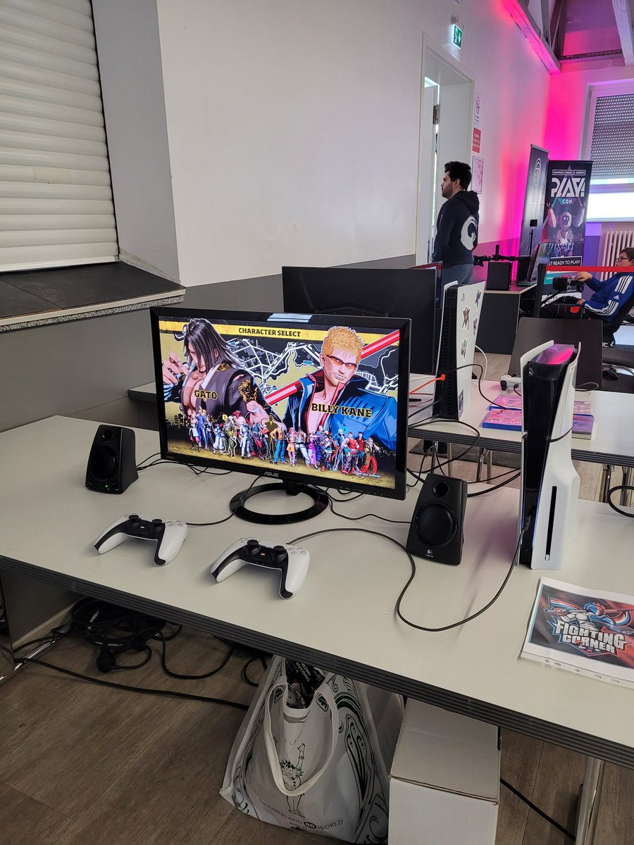 FightingCornerLux tweet media