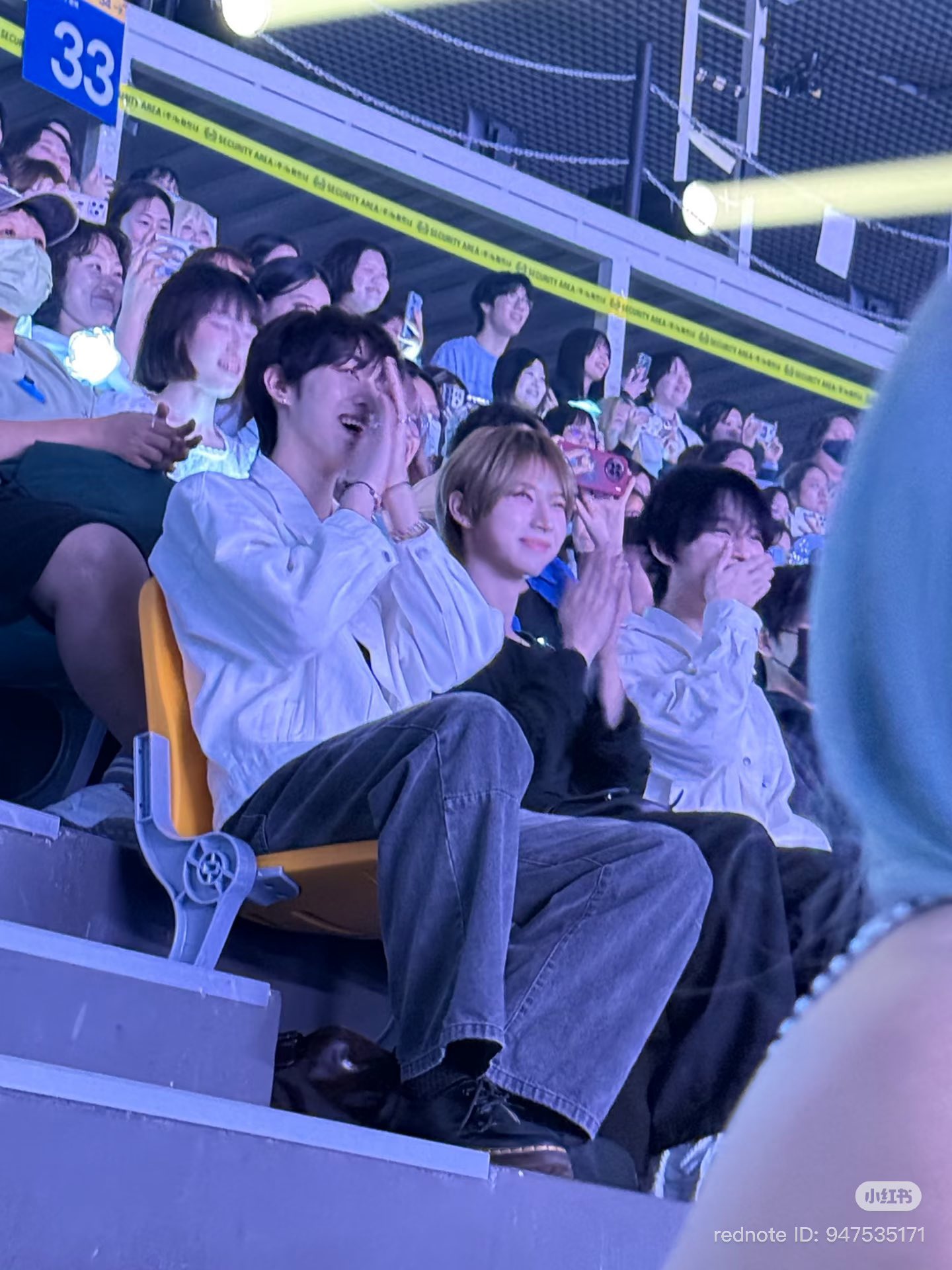 ジョンヒョン　フーディー BOYNEXTDOOR JAEHYUN OUTFIT 241214 KNOCK ON Vol.1