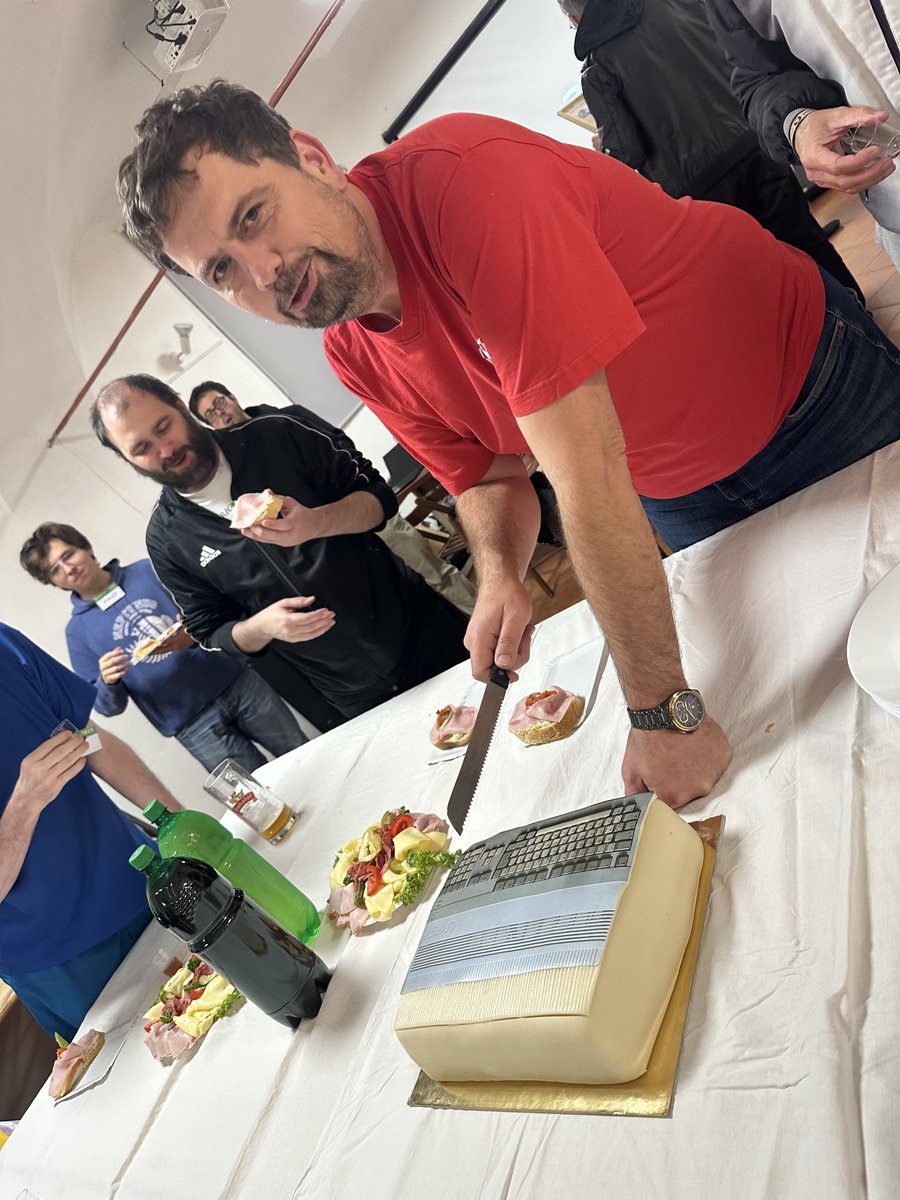 Páteční večer na <a href="/bytefestcz/">ByteFEST</a> - kdo nemáte dnes co dělat, doražte do Toulcova dvora na čumendu a pokec!

Slaví se dvacáté výročí! 🎉