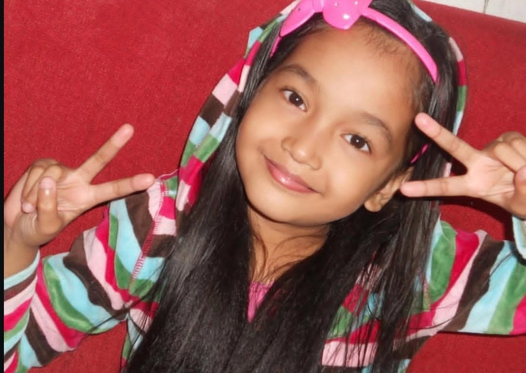 IchiganiateAYA's tweet photo. Ate jean's been pretty since birth talaga huhu wala me same selca pose as her so goods na cguro tohh @jeanflres
VVINKIES SELCA DAY
#VVINK #VVSD
#VVINKIESSelcaDay https://t.co/g680SLWKpU