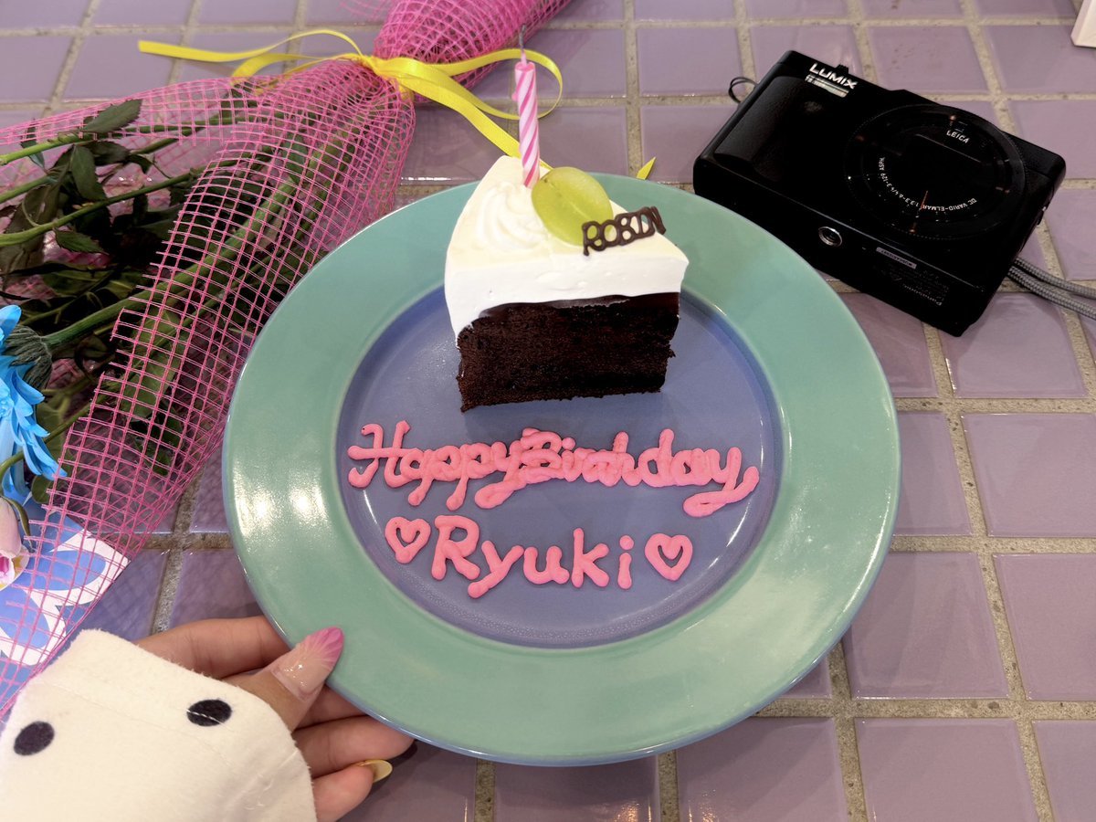 мoмo©️ tweet media