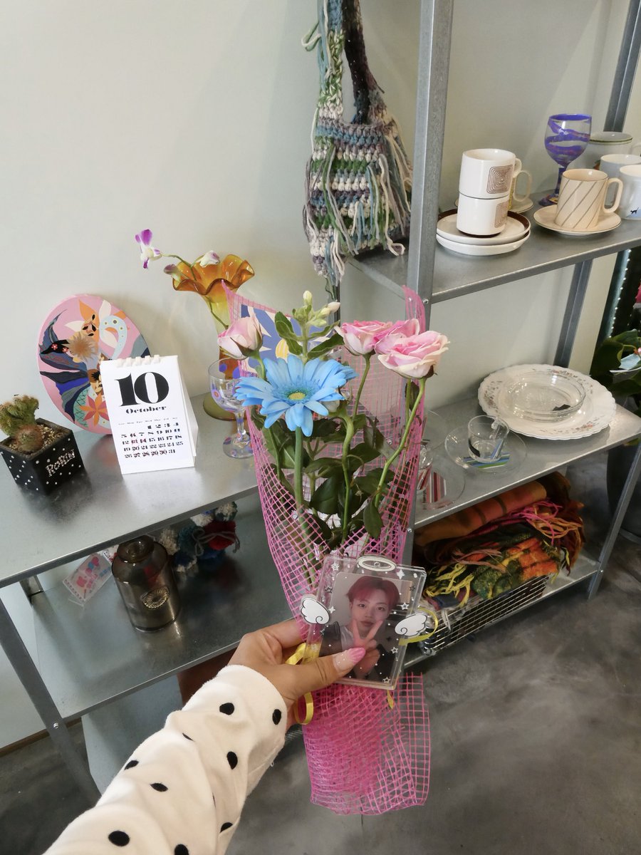 мoмo©️ tweet media