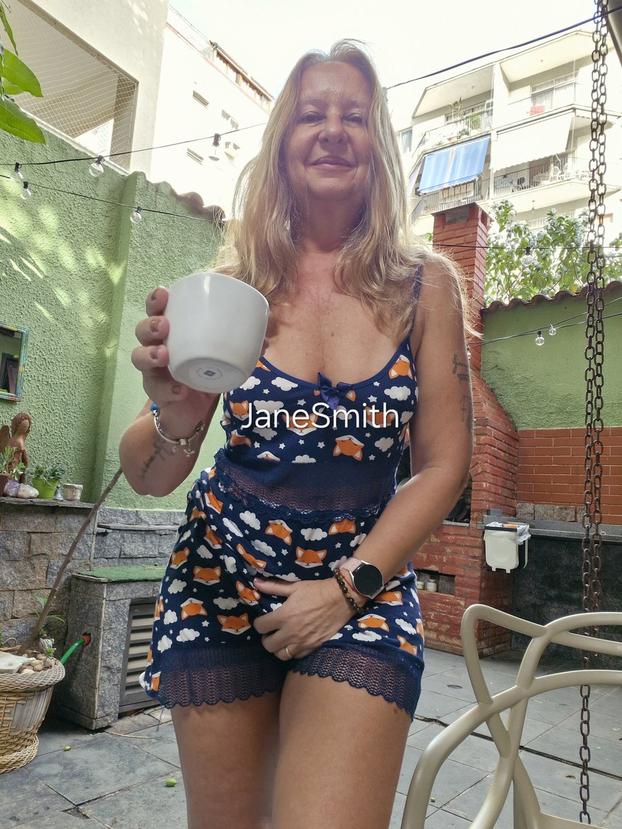 Cafezin e bora aproveitar esse dia lindo!!! 🙌💙☕️

Bondiah!