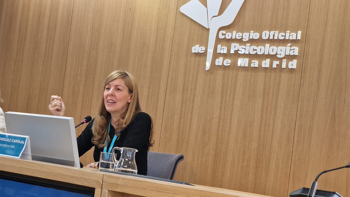 raquelrc's tweet photo. ¡Gracias por el interés en la Jornada de Psicología de Emergencias del COP-M! Como Directora del Máster (UAM-UCM-UNED) y miembro GECOP, destaco el mensaje clave sobre IA en Emergencias: Hay que mitigar los riesgos para el usuario vulnerable con acciones específicas #IA #COPMadrid https://t.co/bDk5nSLd1j