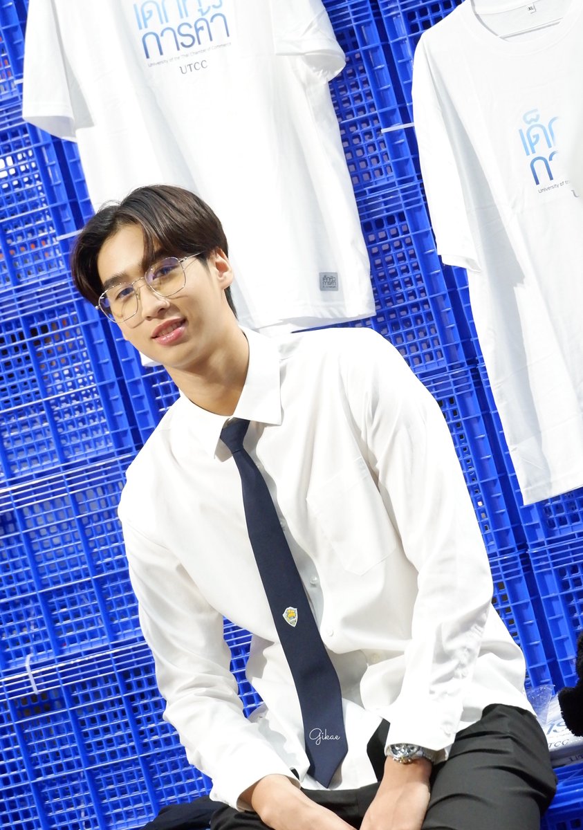 Gikae29's tweet image. พี่ปีหนึ่งค้าบบ  😊
#PANN_ZOLAR #ZOLAR
#DekDTCASFair 
#UTCC  #เด็กหัวการค้า