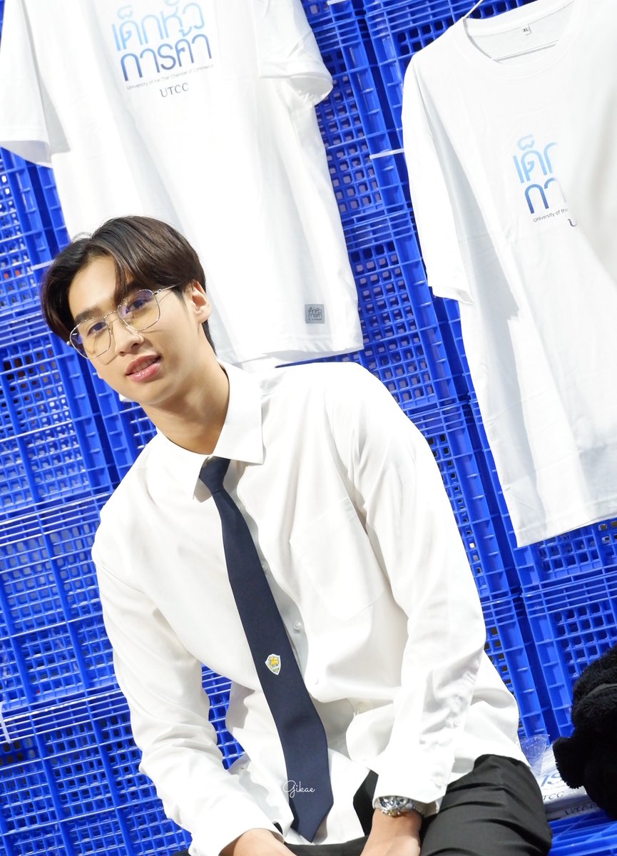 Gikae29's tweet image. พี่ปีหนึ่งค้าบบ  😊
#PANN_ZOLAR #ZOLAR
#DekDTCASFair 
#UTCC  #เด็กหัวการค้า