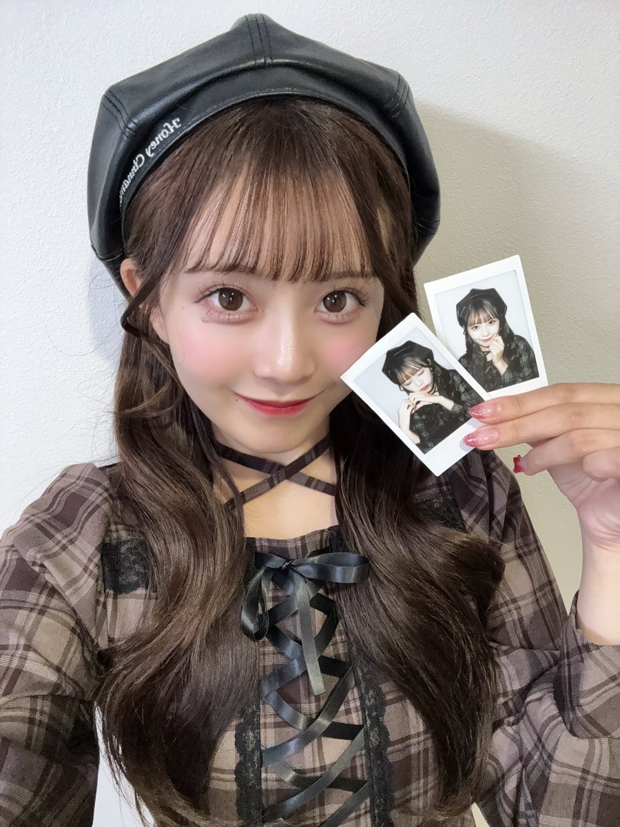 オンライン特典会ありがとうございました♡

秋りんりんかわいかったぁー??🤎

みんなのお名前かわいく呼んだので見つけてねぇー!!
asobisystem.shop/shops/kawaiila…
 #カワラボメイツ #鈴木花梨