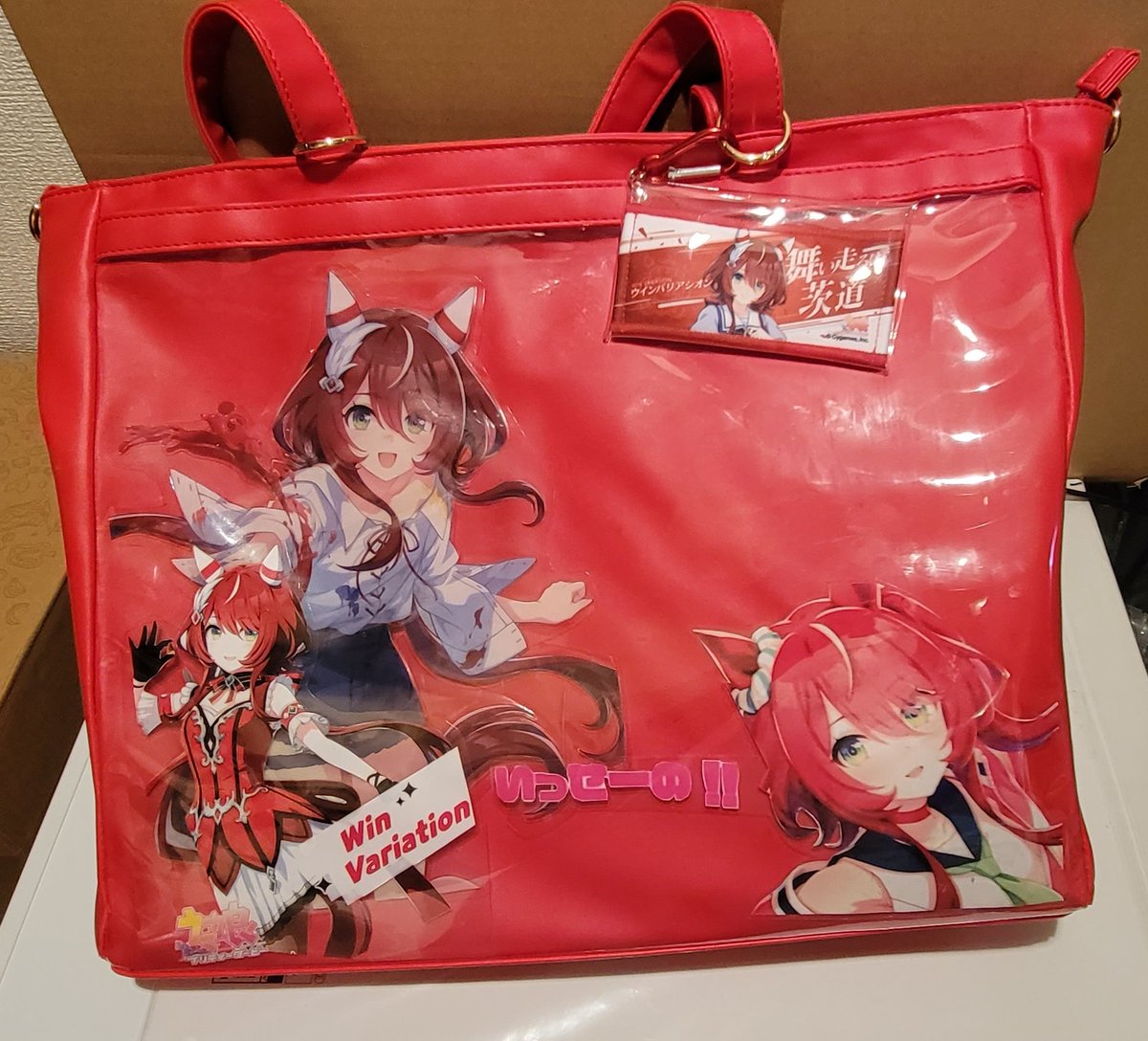 ウマ娘6th秋公演に持っていく 痛バ製作中👜 今回はラミネート加工に