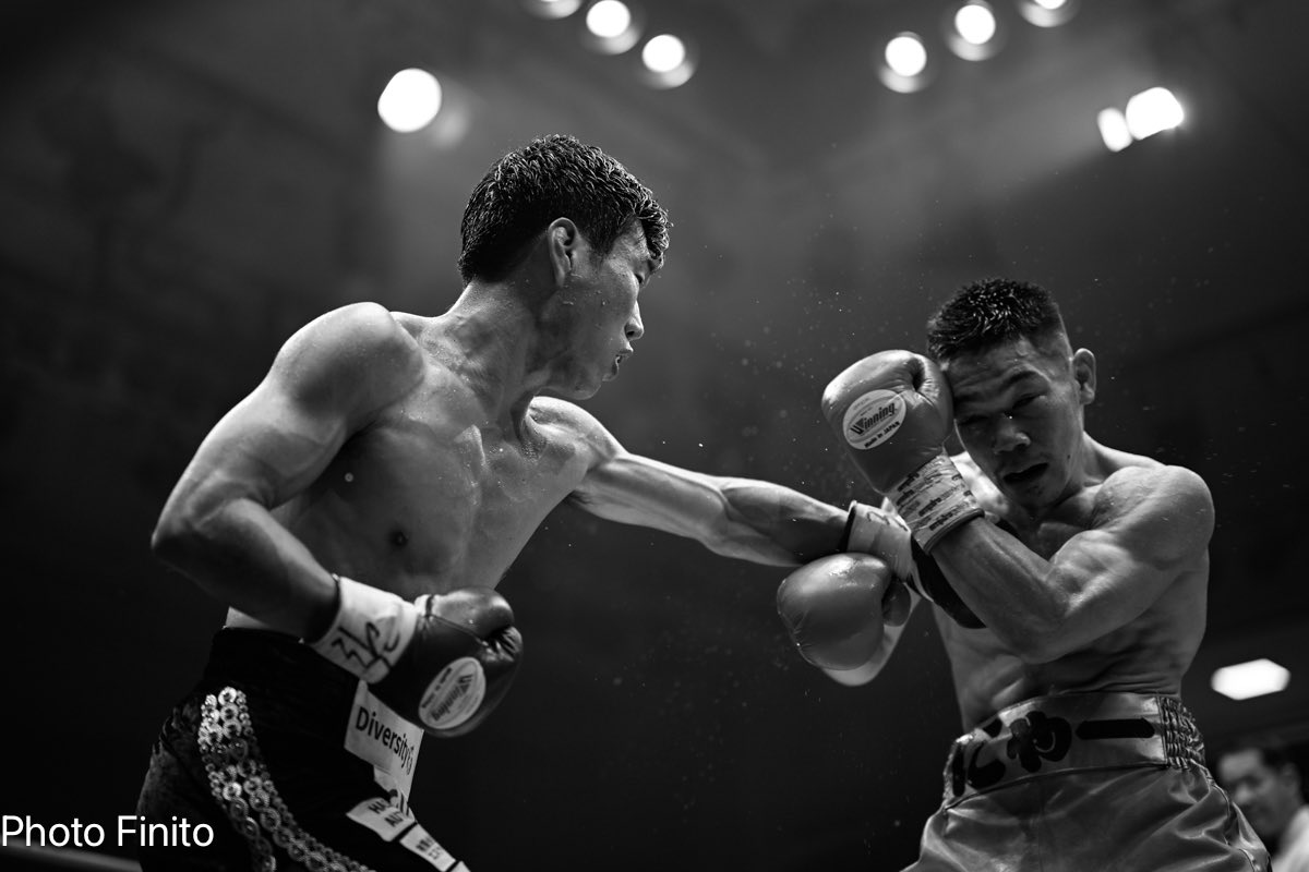FinitoYamaguchi's tweet image. DYNAMIC GLOVE on U-NEXT Vol.36
2025年10月4日
後楽園ホール
62Kg契約ウェイト8回戦
川口高良(協栄) vs 髙橋麗斗(パンチアウト)
#ボクシング #boxing #モノクロ #monochrome #川口高良 #髙橋麗斗