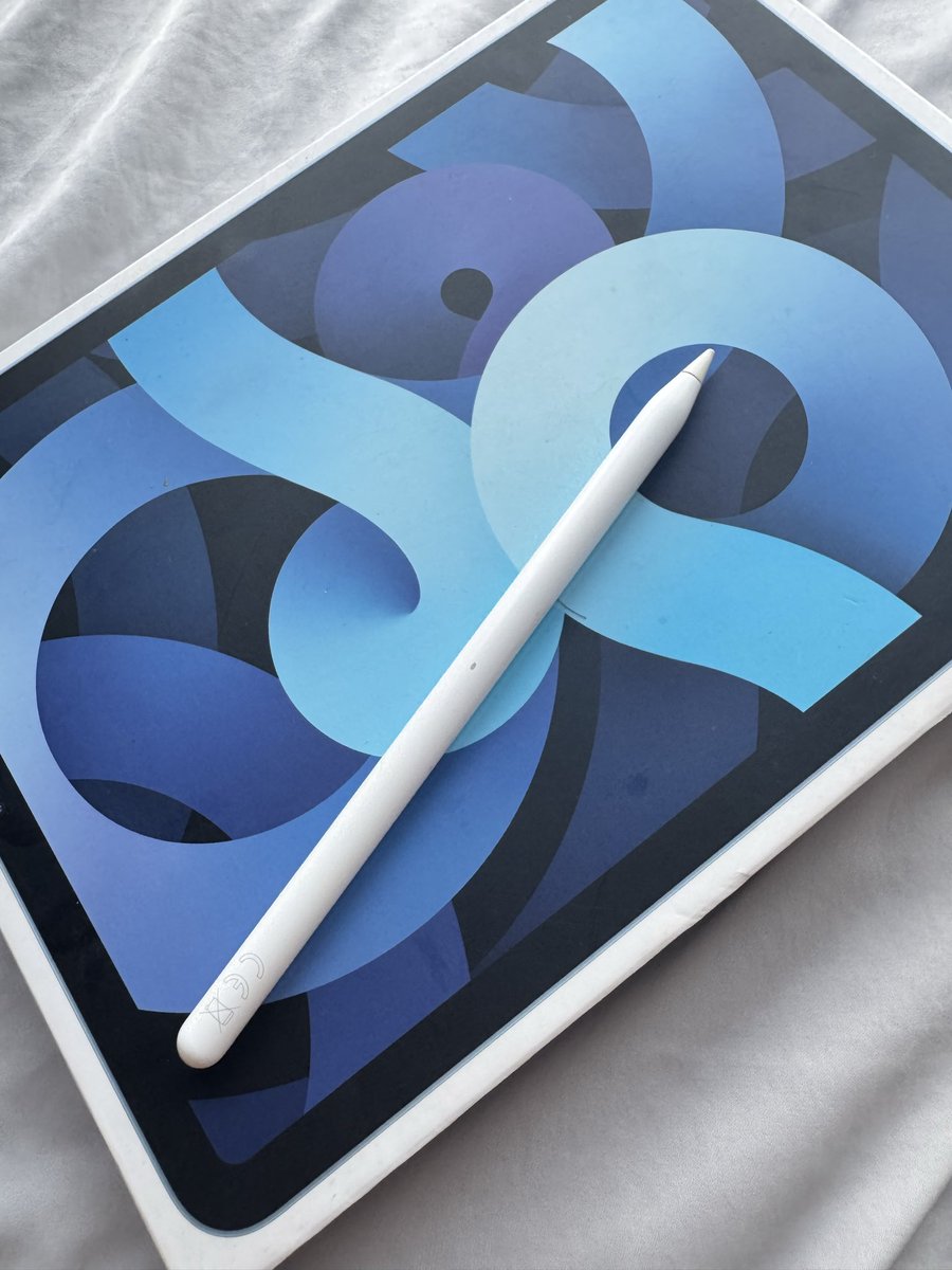 AMdefoxy's tweet photo. ภาพเพิ่มเติม Apple Pencil มีรอยชาร์จตามสภาพ ขอคนรับได้นะครับ ตัวเครื่อง ipad เล่นได้ ใช้ทำงานได้ปกติครับ นัดรับแถวจตุจักร ลาดพร้าว ตามแนว bts mrt ได้หมดเลยครับ #ไอแพดเพื่อการศึกษา #ไอแพดมือสอง #ไอแพดมือสองราคาถูก #ไอแพด #ส่งต่อไอแพด #ipadมือสอง https://t.co/HhZ4Metl5o
