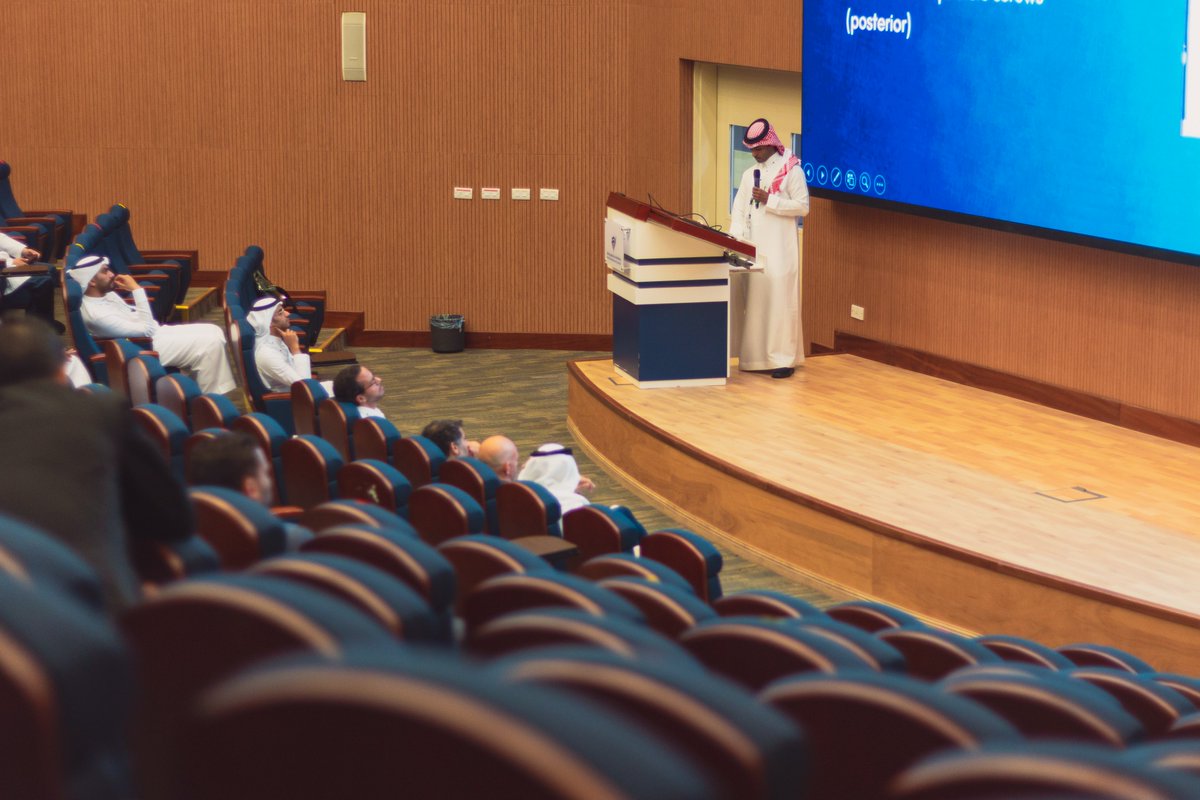 Spine_iau's tweet photo. 🦴🔍 Dr. Mohammad Aldawood presents Lumbar Lateral Corpectomy, focusing on surgical indications, anatomical considerations, and technical strategies for safe and effective vertebral body resection via the lateral approach. https://t.co/EfjxnQ2D1s