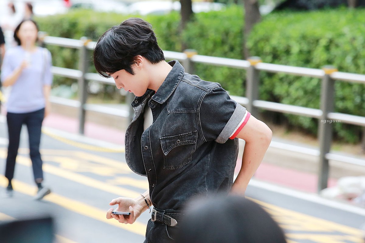 250912 뮤직뱅크 출근 #CIX #용희 #현석