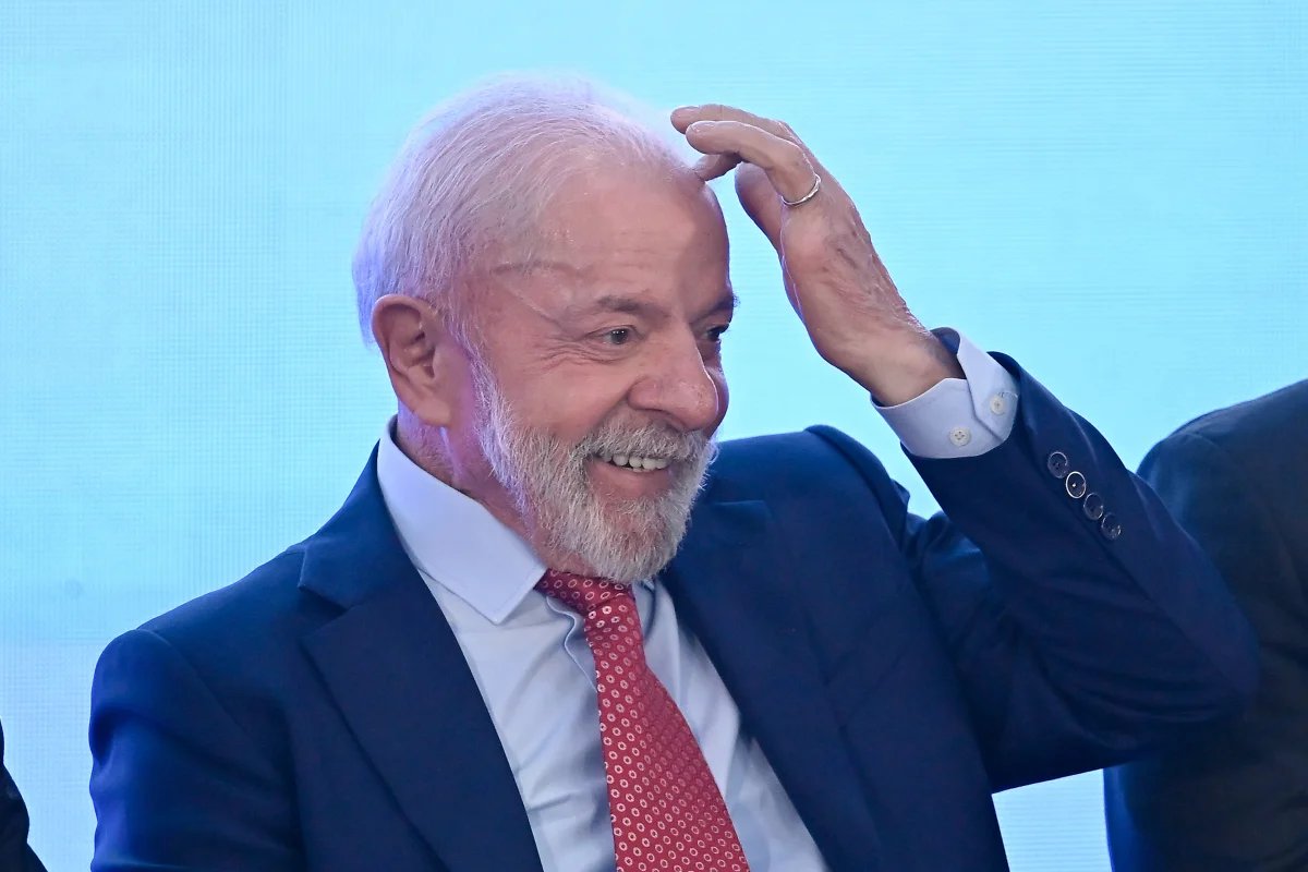 ➡️ Além da PEC 6x1, esquerda mira outra pauta trabalhista na Câmara

Com aprovação da reforma do IR na Câmara, lideranças governistas discutem votação de outros projetos para ajudar Lula a se reeleger em 2026

Leia na coluna de <a href="/igorgadelham/">Igor Gadelha</a>: curt.link/yMnKG