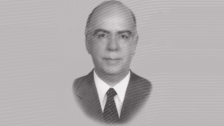 TCMB'nin efsane başkanı (2001-2006) Süreyya Serdengeçti'nin 2015 yılındaki konuşmasından:

🗣️Türkiye’de yapılan yanlış, cari açık meselesinin kurlarla ve faizlerle ilgili olarak tartışılmasından kaynaklanıyor. ’Kurlar şurada olsa, faizler şurada olsa, biz bu işi çözeceğiz’